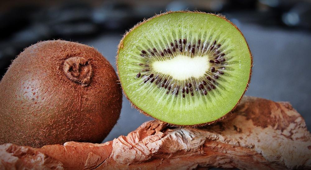 Potential Benefits of Kiwi for Cats